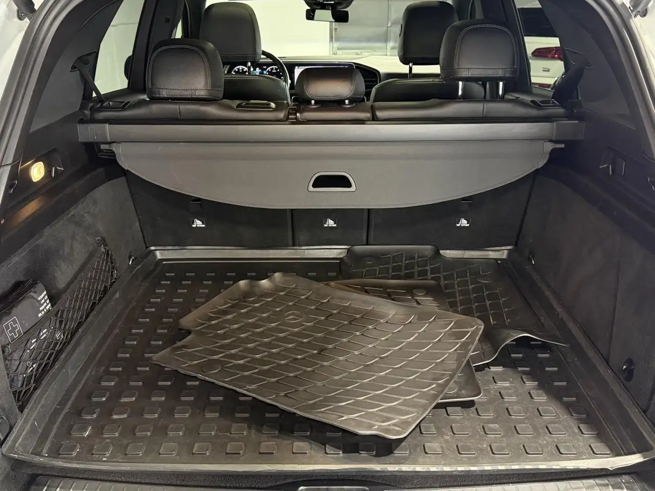 Mercedes-Benz GLE снимка Mercedes-Benz GLE