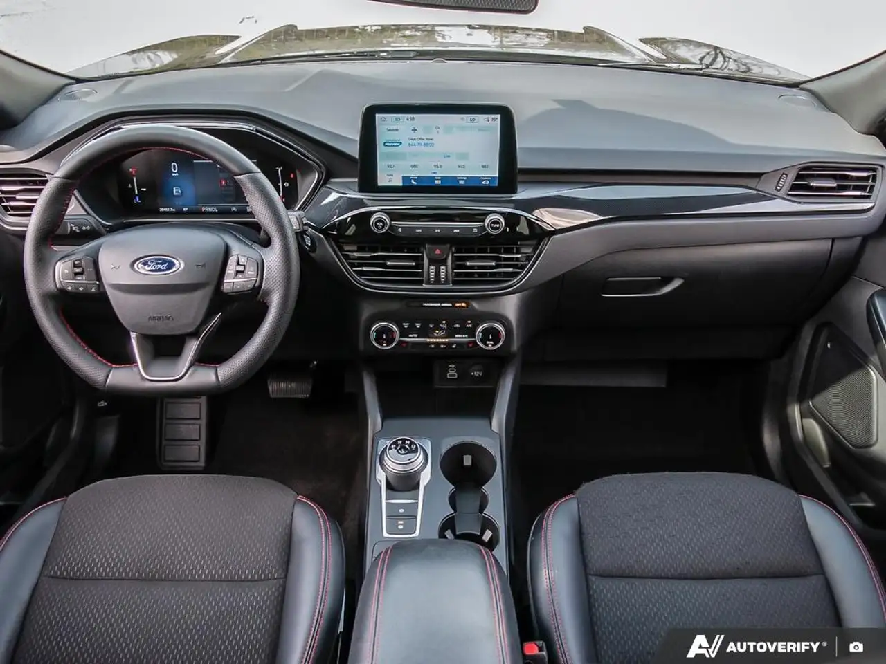 Ford Escape снимка Ford Escape