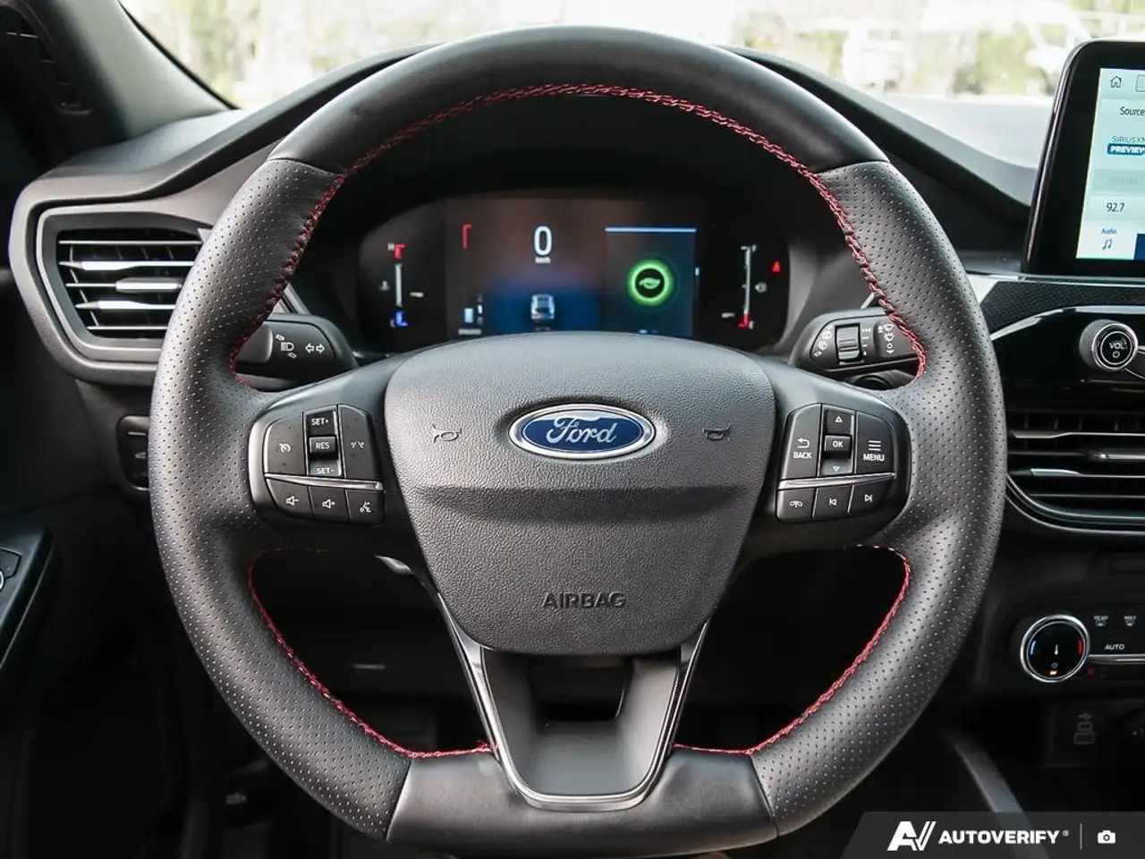 Ford Escape снимка Ford Escape