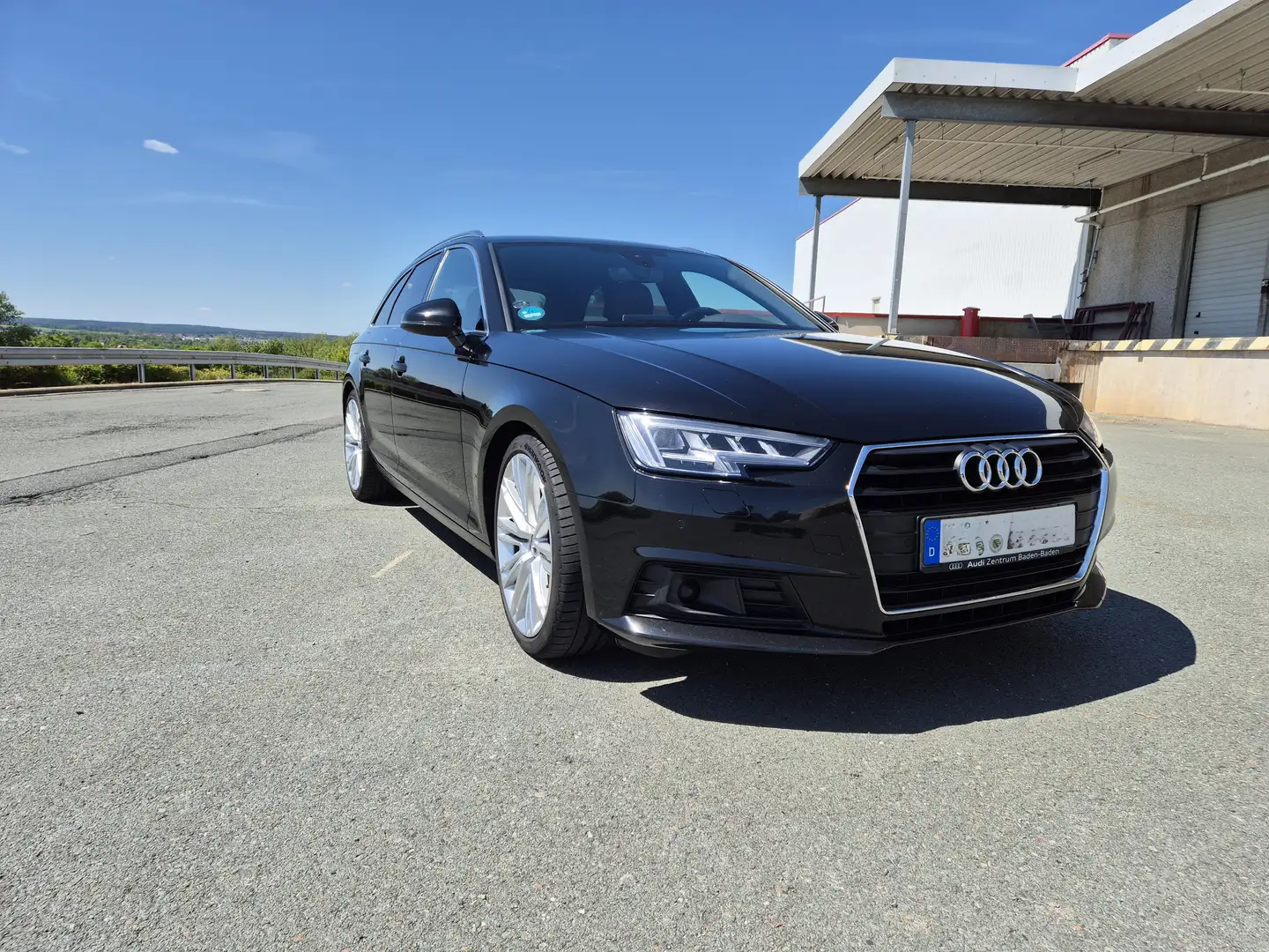 Audi A4 A4 Avant 40 TDI S tronic Schwarz - 2