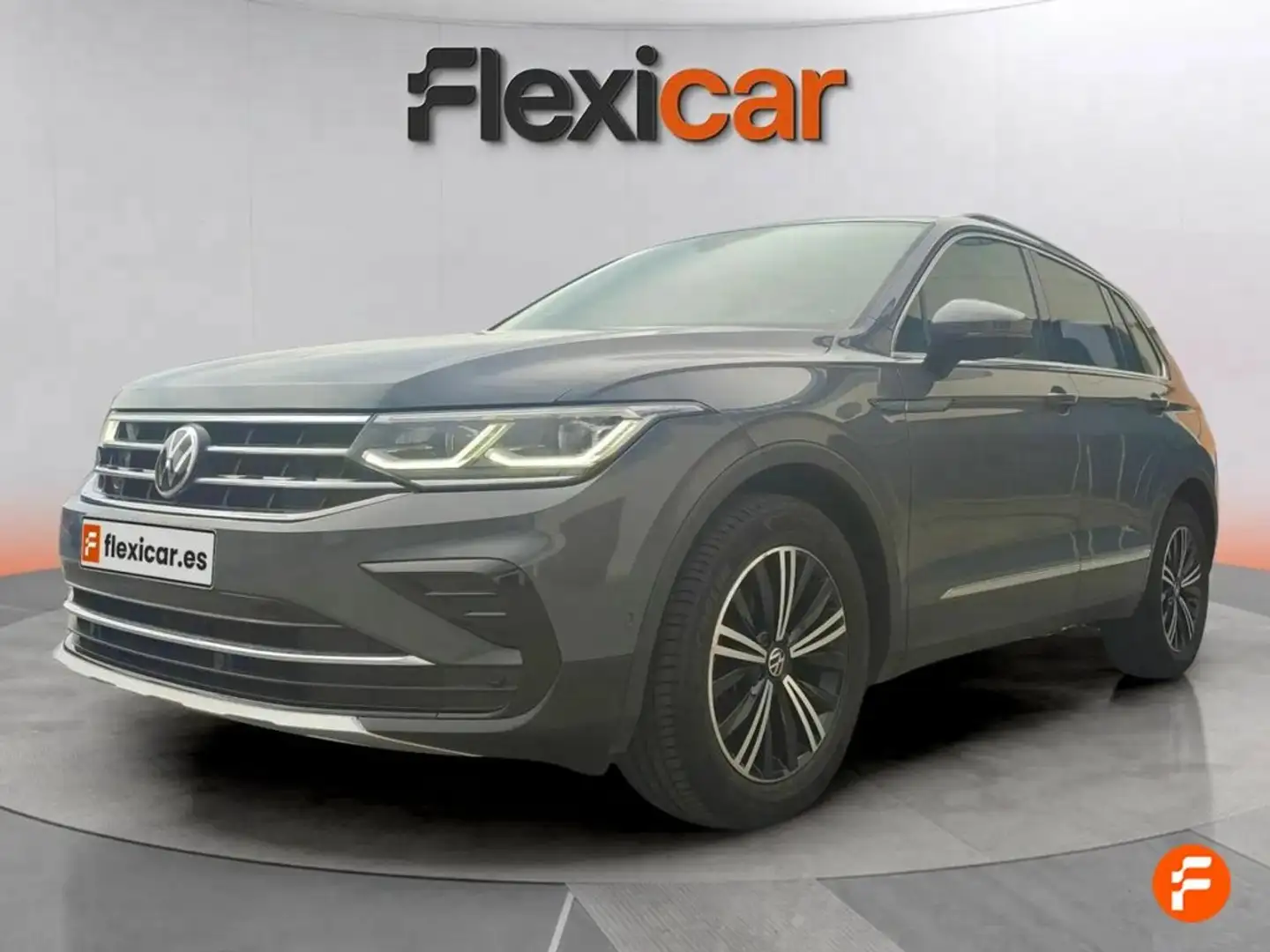 Volkswagen Tiguan Life 2.0 TDI 110kW (150CV) DSG Amarillo - 2