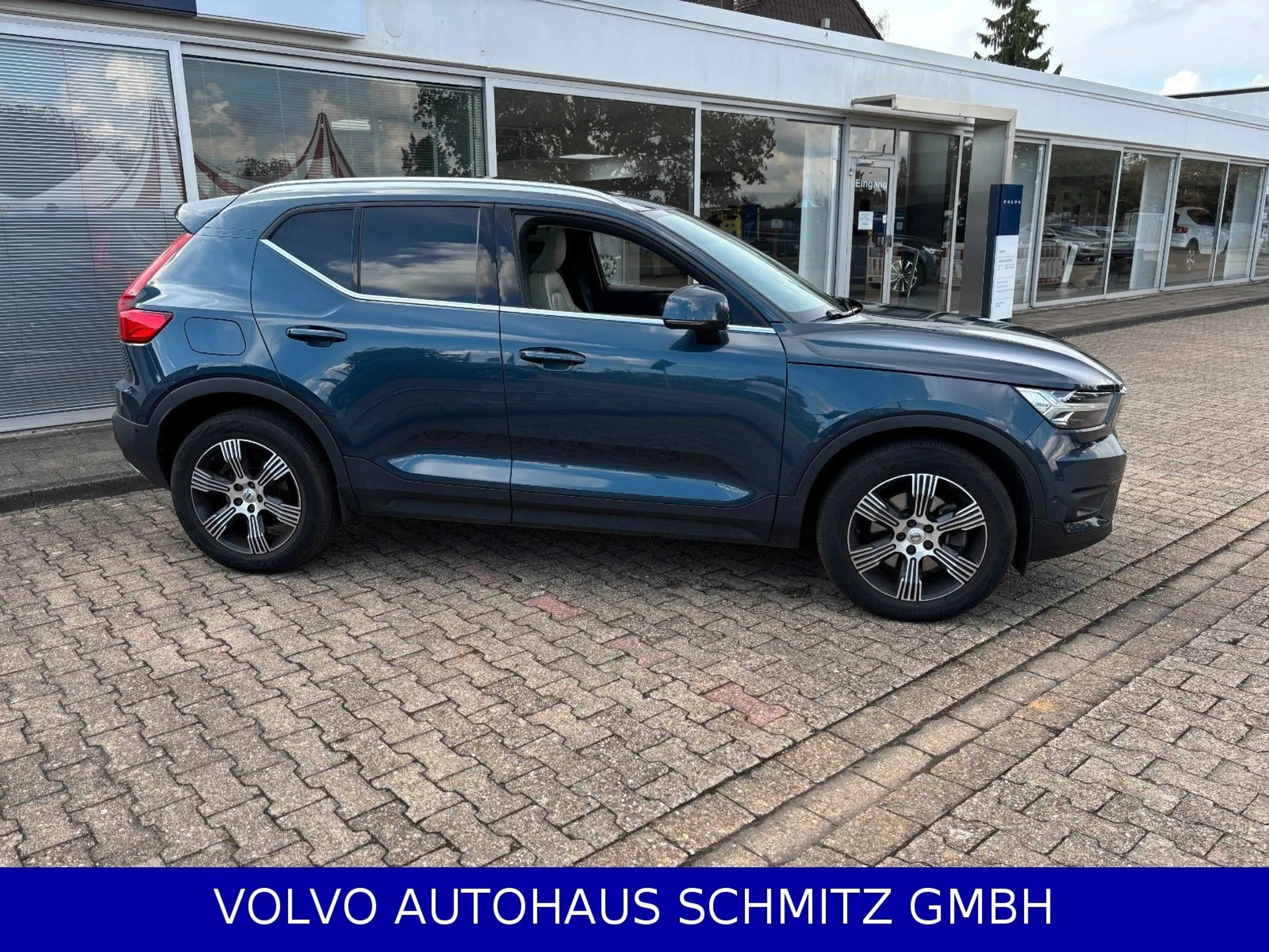 Volvo XC40 Inscription 2WD Panorama AHK — photo 6