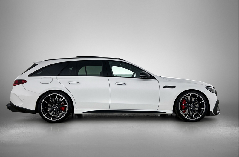 Mercedes-Benz E 53 AMG Estate 4MATIC+ Night Edition Brabus B700 uitgevoer — photo 15