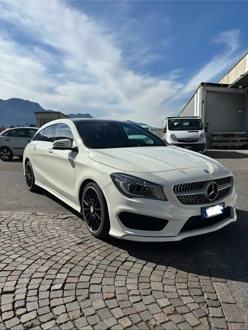 Mercedes-Benz CLA 220 CLA Shooting Brake 220 d 4 Matic AMG Premium - 2