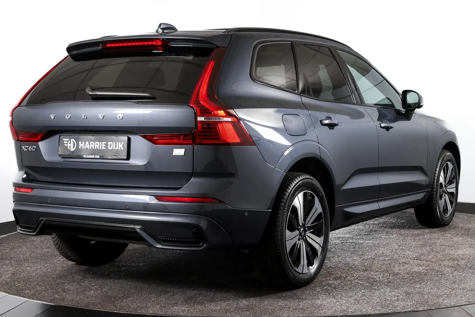 Volvo XC60 2.0 T6 Plug-in hybrid AWD Plus Dark | S/K-Panodak Blauw - 2