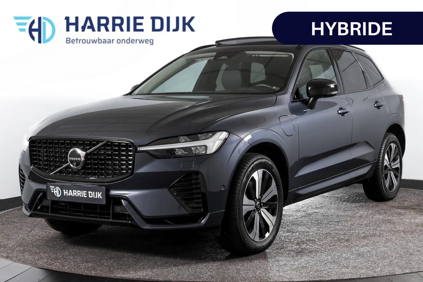 Volvo XC60 2.0 T6 Plug-in hybrid AWD Plus Dark | S/K-Panodak Blauw - 1