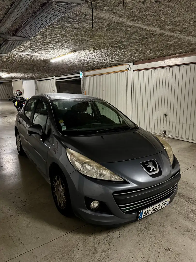Peugeot 207 1.6 HDi 90ch Business Pack - 1