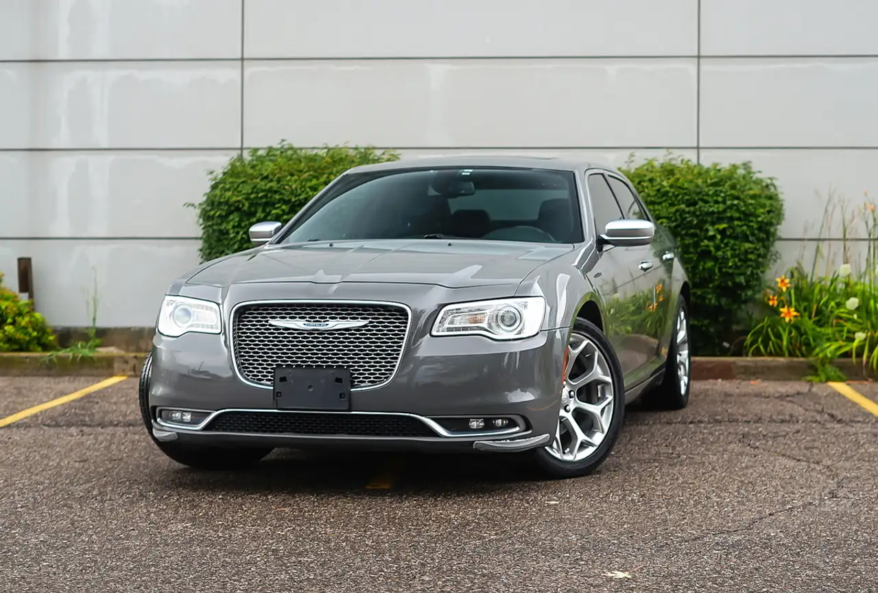 2019 Chrysler 300