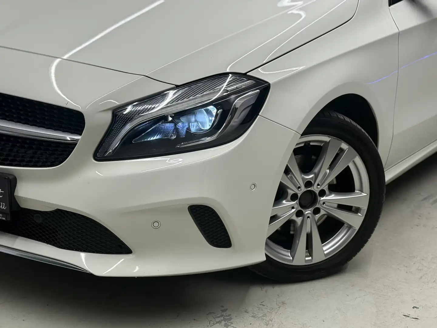 Mercedes-Benz A 180 Aut. BlueEfficiency / NAVI / SITZH. / Wit - 2