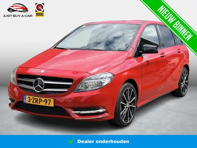 Mercedes-Benz B 180 Ambition Comfort Orig. Trekhaak / Black Package /