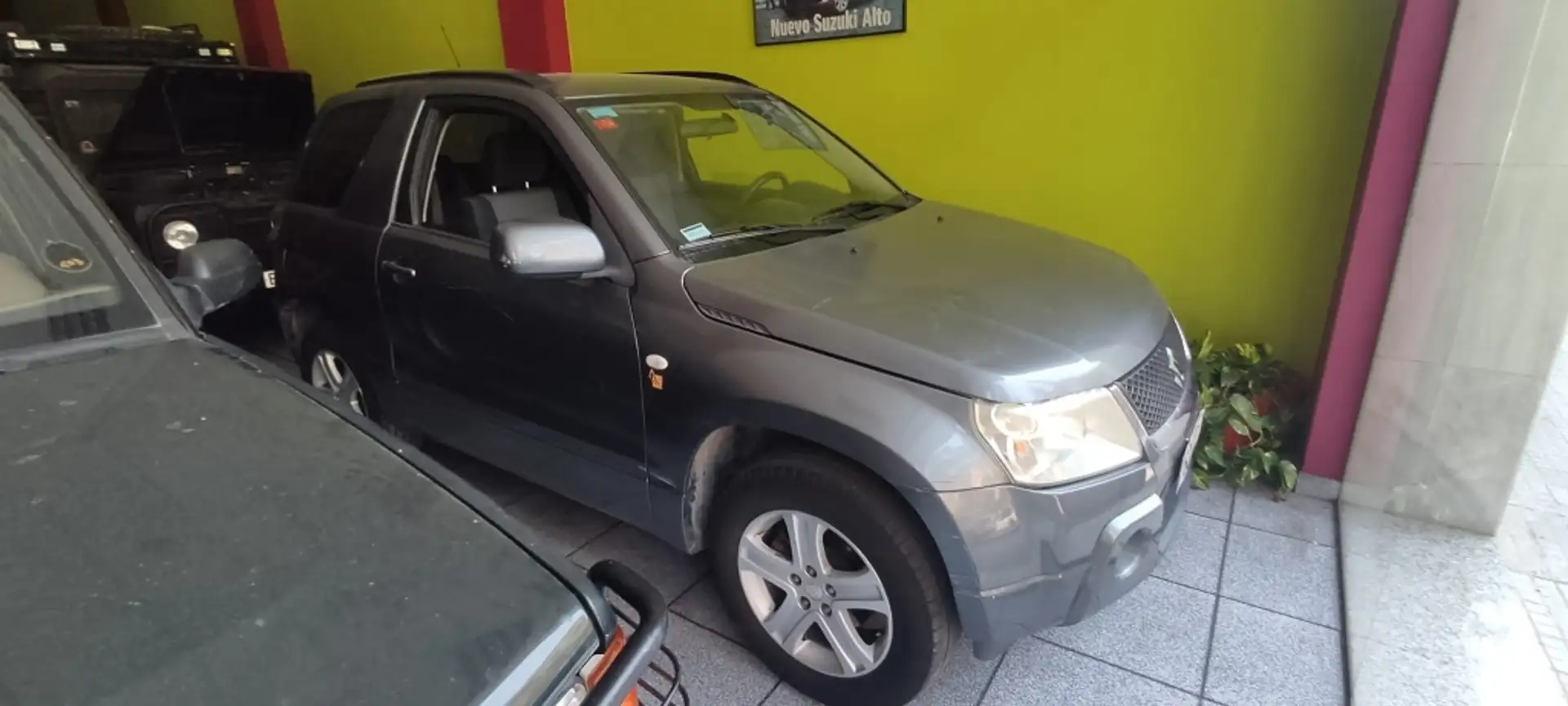 Suzuki Grand Vitara 1.6 L JX-A - 1