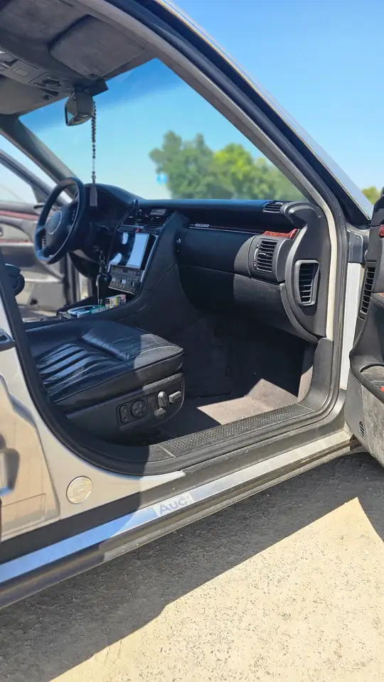 Audi A8 4.2 quattro, foto 8