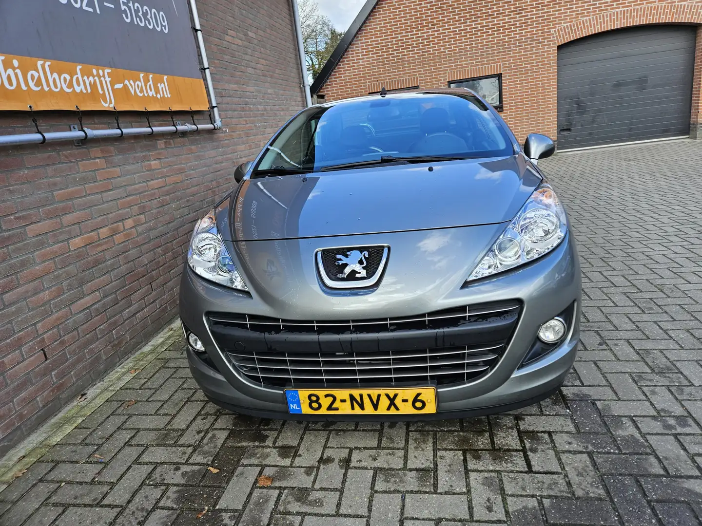 Peugeot 207 CC 1.6 VTi Roland Garros Gris - 2