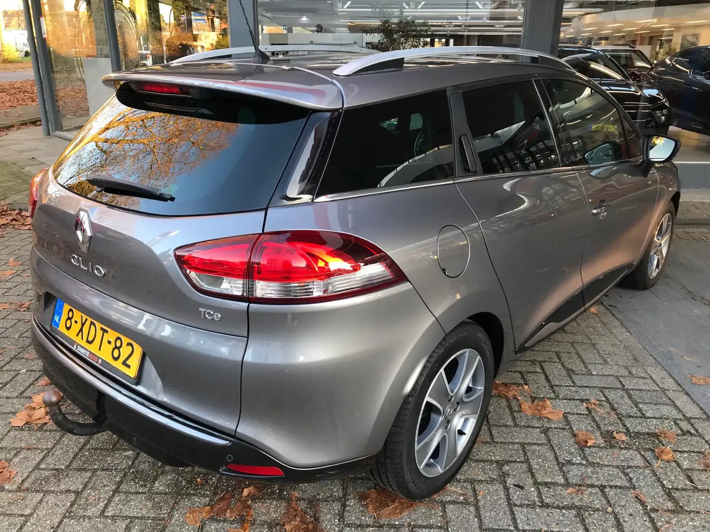 Renault Clio Estate 0.9 TCe Night&Day Gris - 2