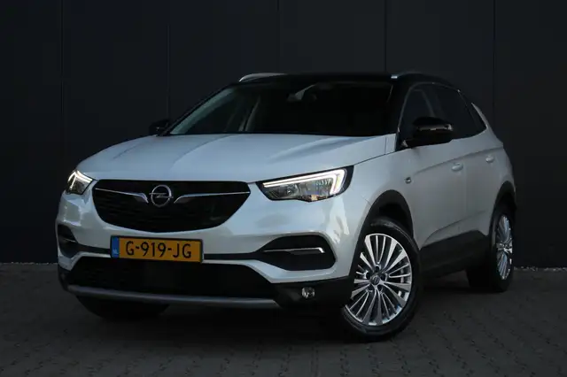 Opel Grandland X 1.2 Turbo Innovation | Automaat | Trekhaak | Camer