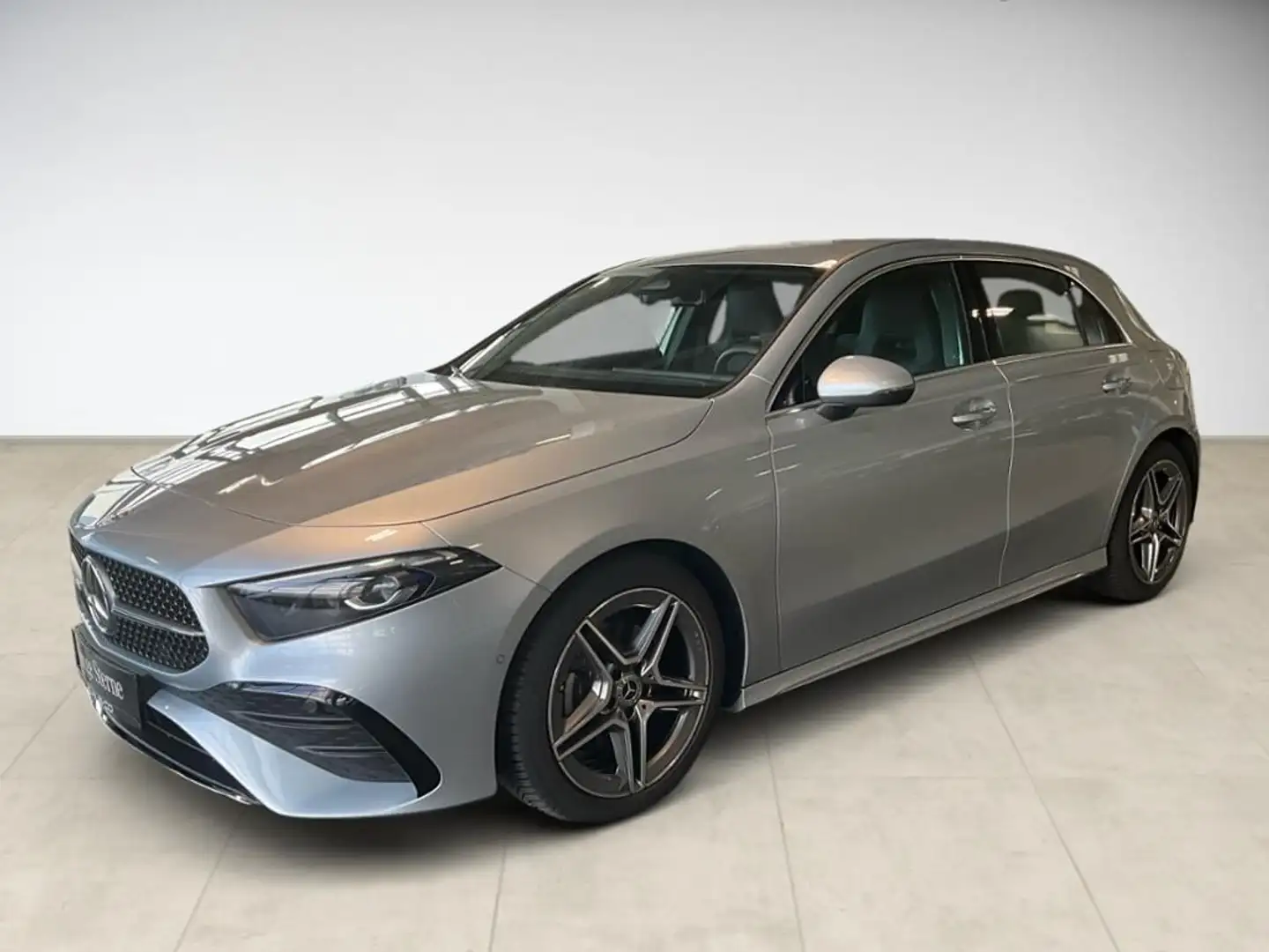 Mercedes-Benz A 200 d AMG Advanced Plus AUT DynLicht Kam. LED Silber - 1