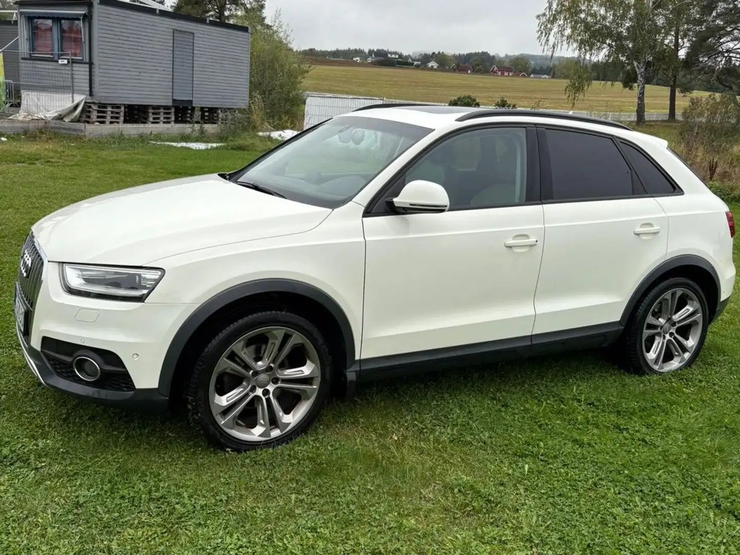 Audi Q3 Q3 2.0 TFSI quattro Weiß - 1