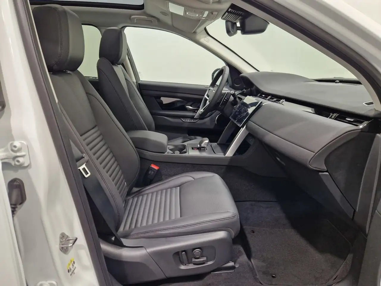 Land Rover Discovery Sport 2026