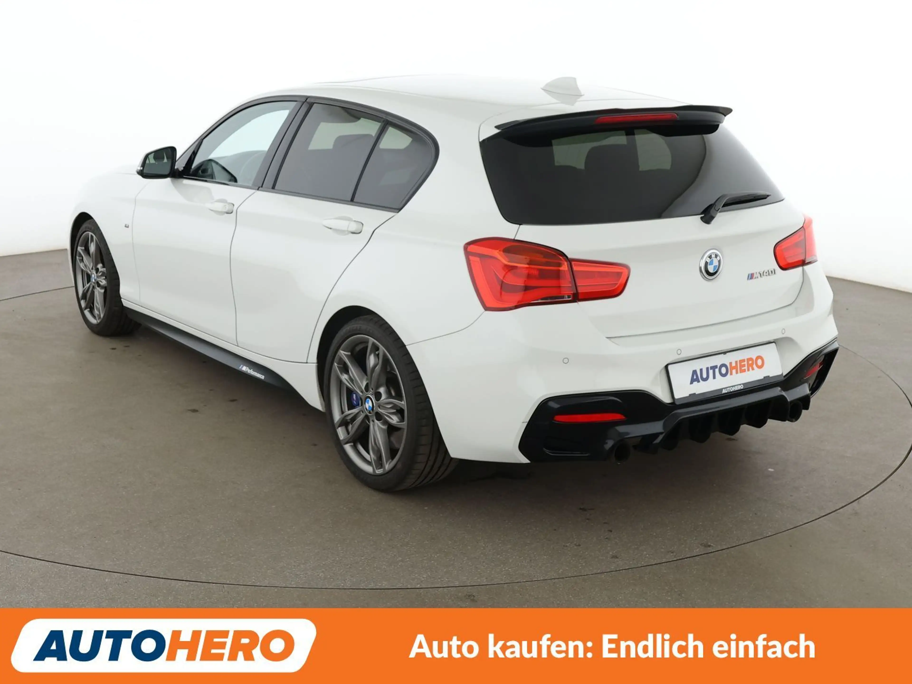 BMW 140 M140i Aut.*NAV*LED*PDC*SHZ*BLUETOOTH* — photo 4