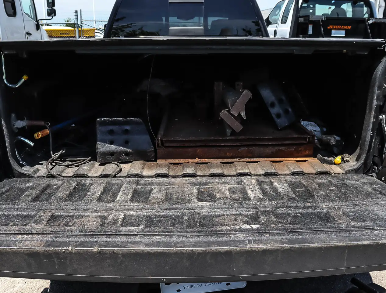 GMC Sierra 3500 снимка GMC Sierra 3500