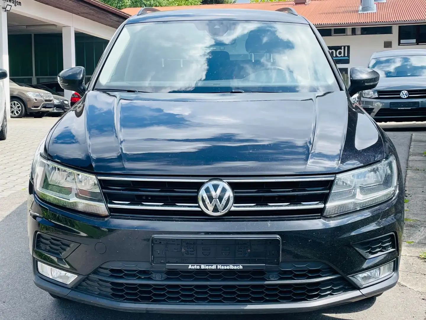 Volkswagen Tiguan Comfortline BMT/Start-Stopp 4Motion Schwarz - 2