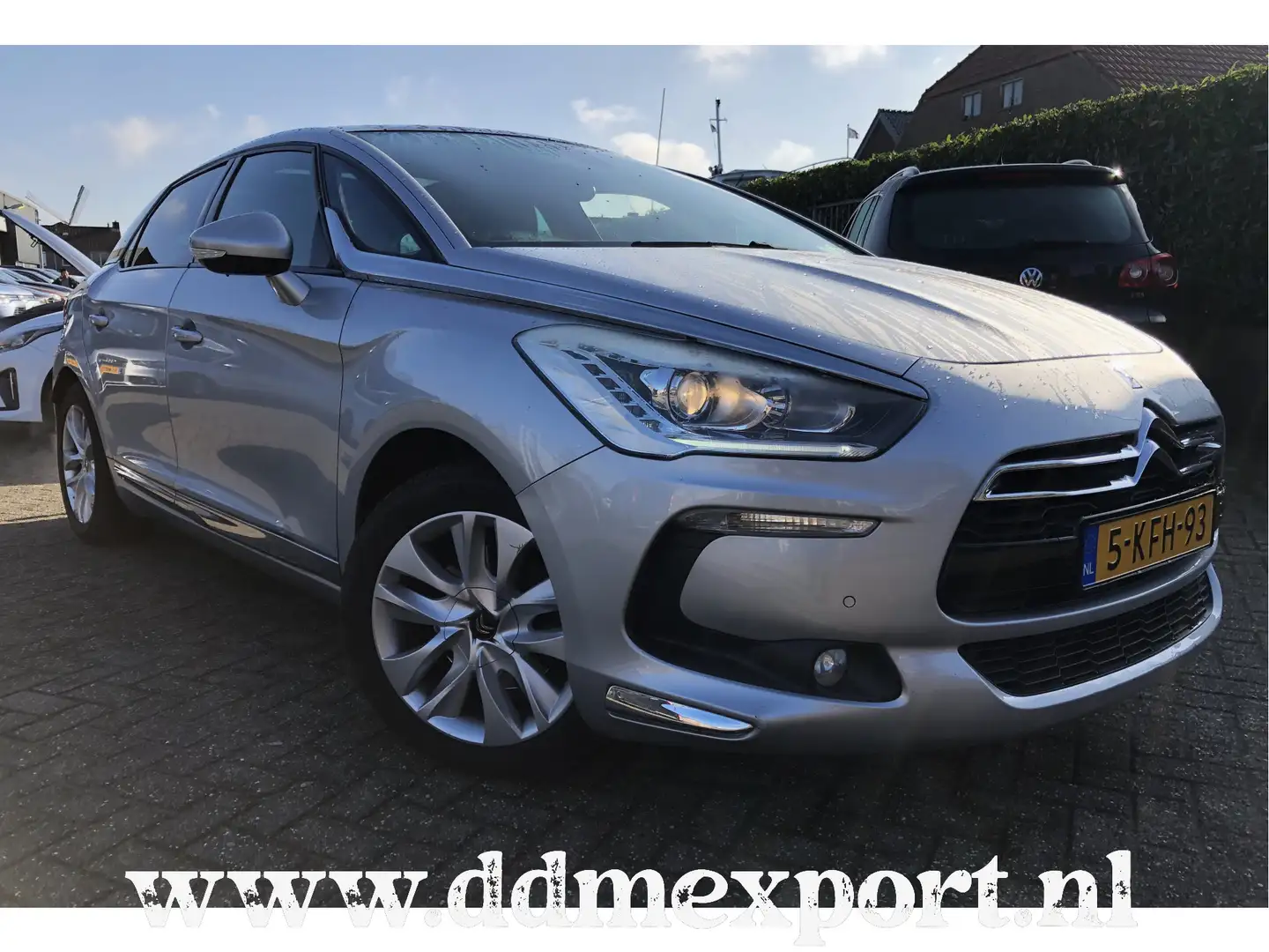 Citroen DS5 1.6THP 157pk Automaat Navi/Pano/Climate/Leer/Head- Grey - 1