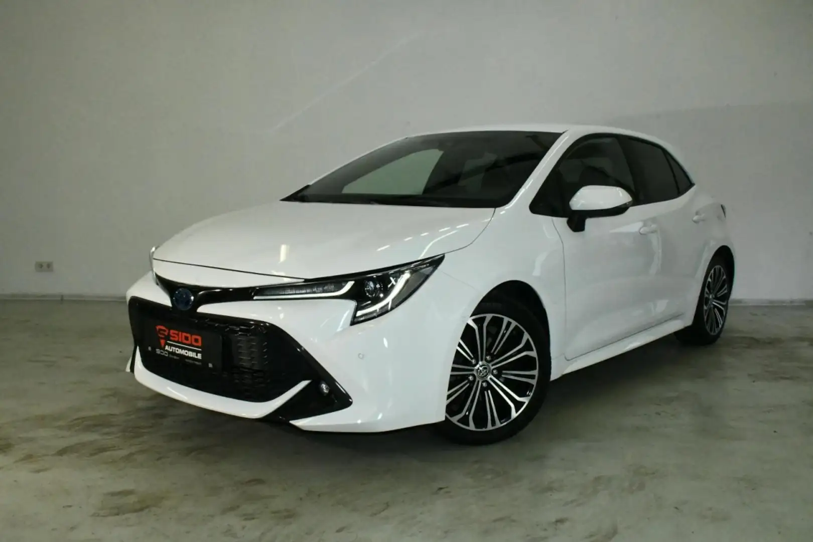 Toyota Corolla Lim. Hybrid Team D ACC*KEY*NAV*CAM*TW Klima Navi Weiß - 1