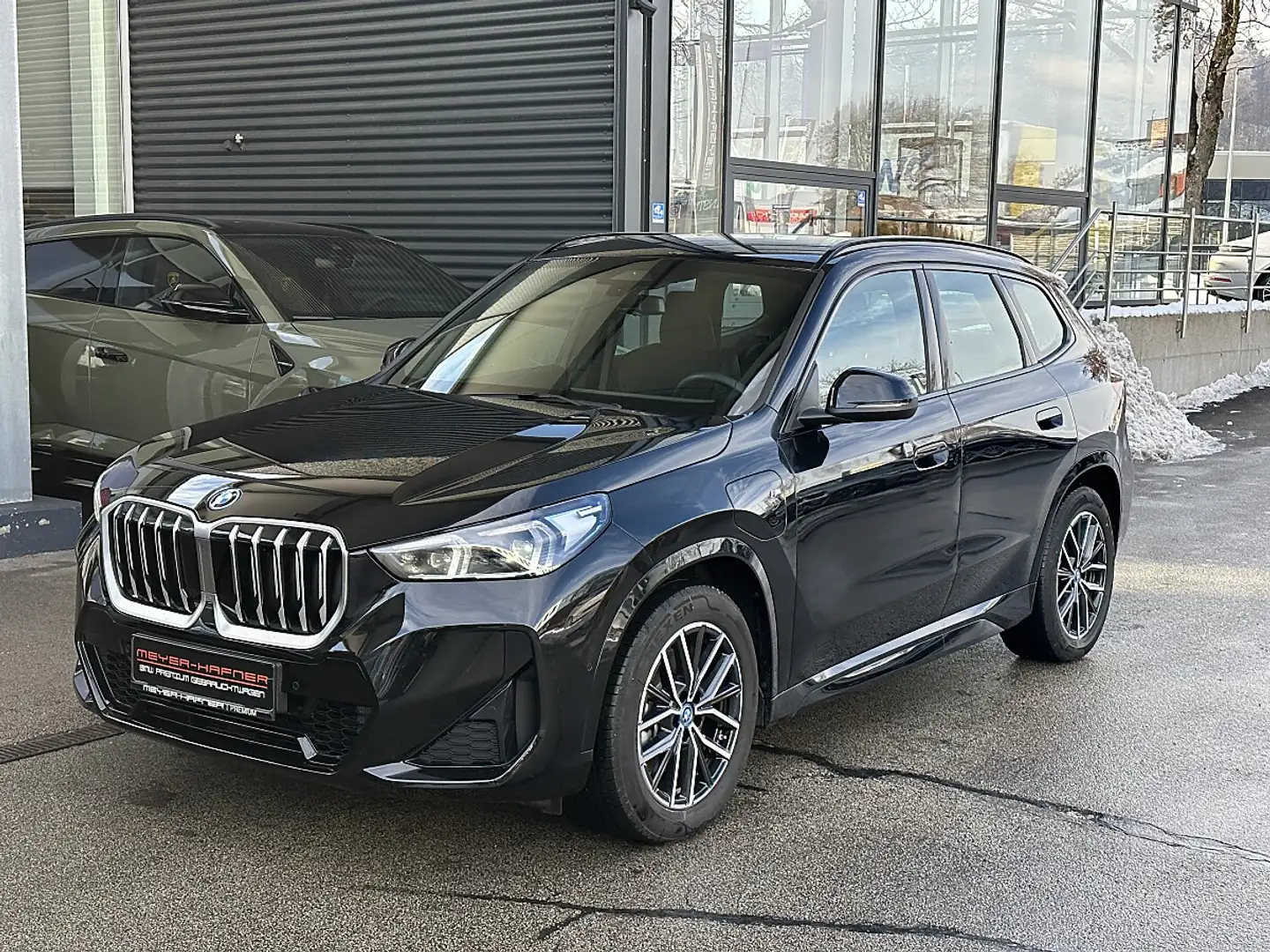 BMW X1 xDrive25e M-Paket Aut. Schwarz - 1