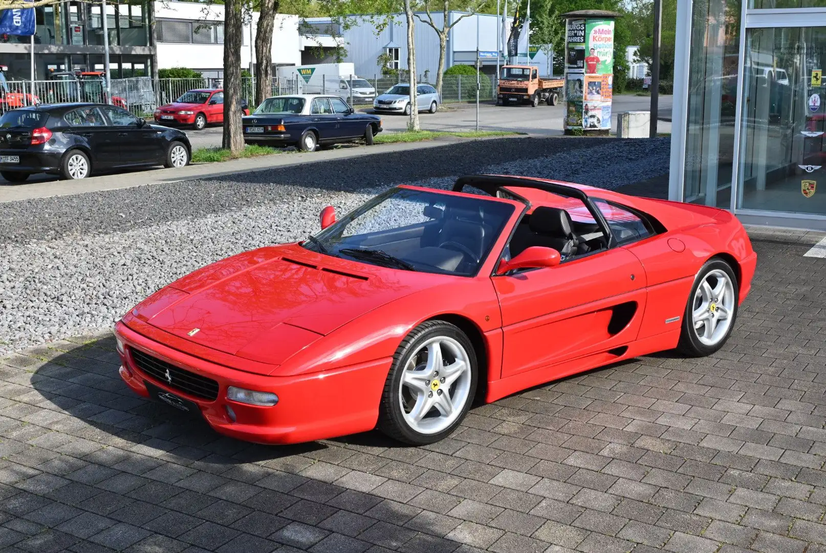 Ferrari F355 GTS/Perle!1a Historie&Unterlagen-Handschalt Rojo - 1