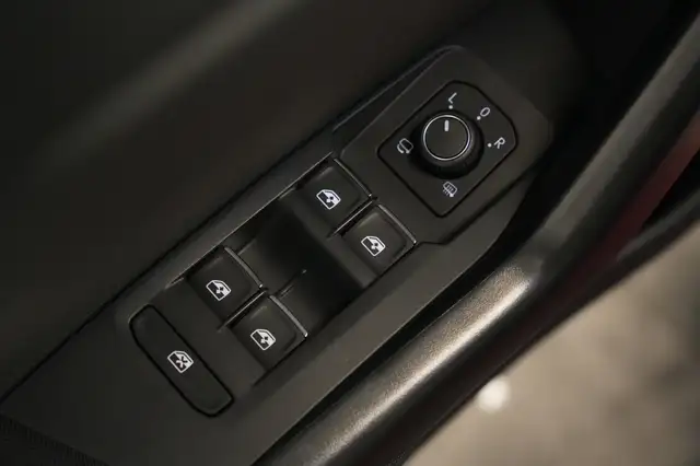 Volkswagen Taigo view 12