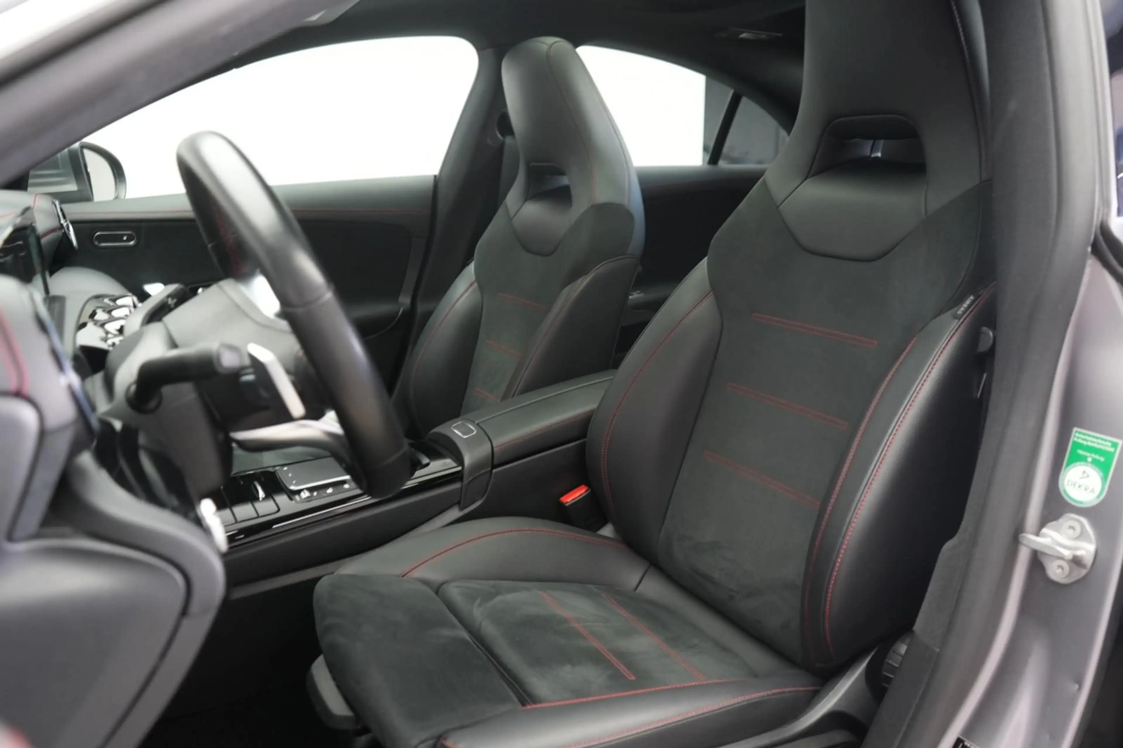Mercedes-Benz CLA 220 d 8G-DCT AMG CarPlay/Temp/Kamera/Pano/La — photo 11