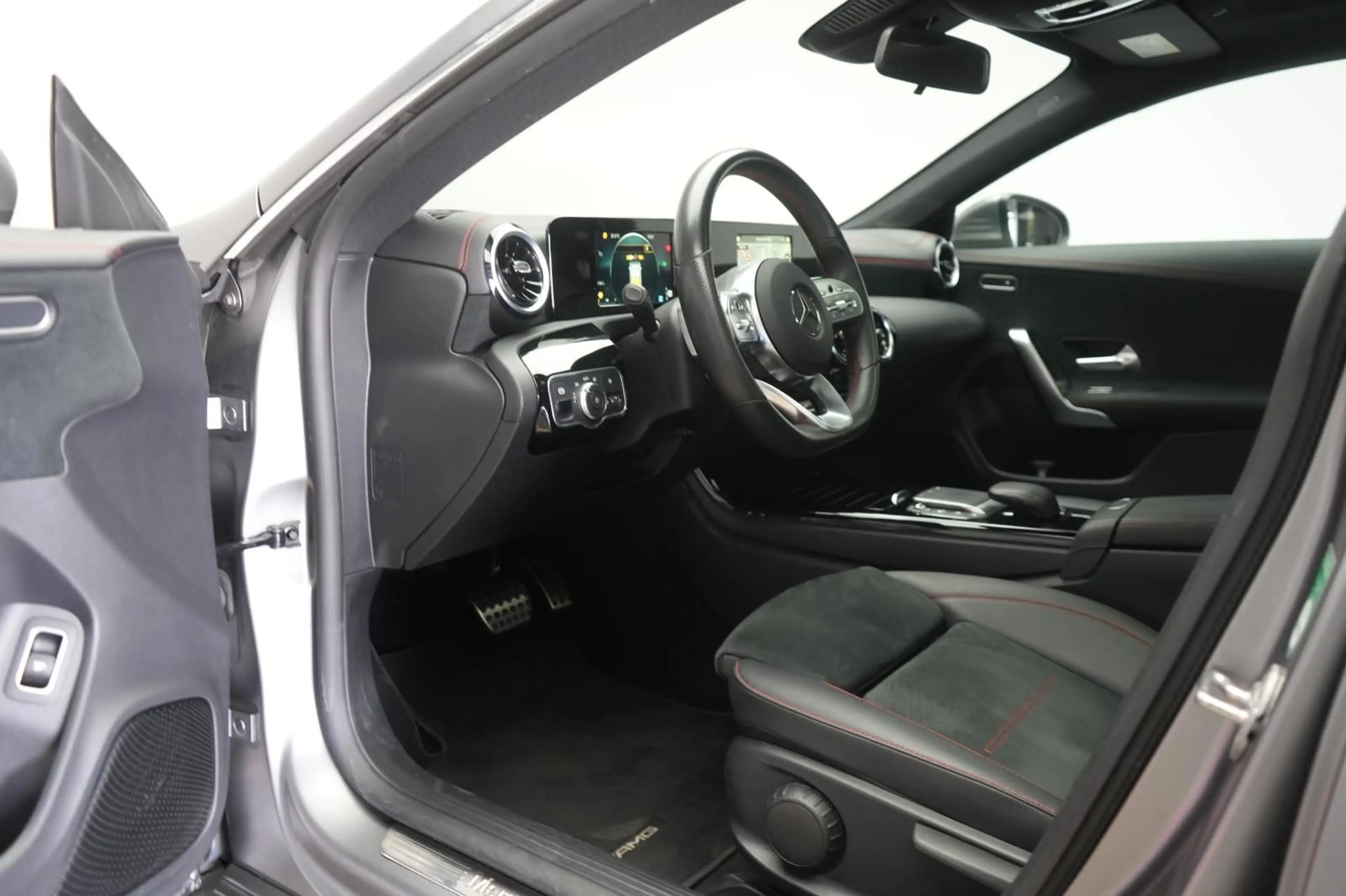 Mercedes-Benz CLA 220 d 8G-DCT AMG CarPlay/Temp/Kamera/Pano/La — photo 12