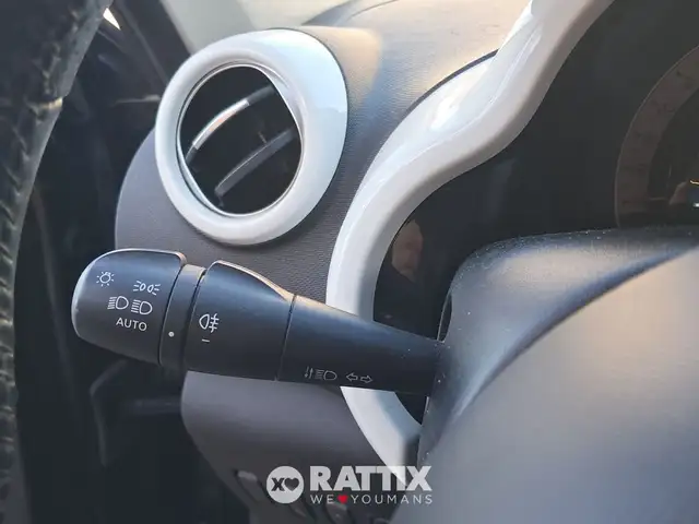 Renault Twingo view 10