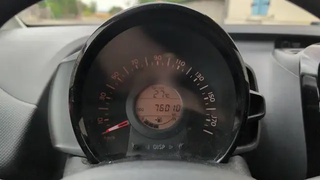 Citroen C1 view 12