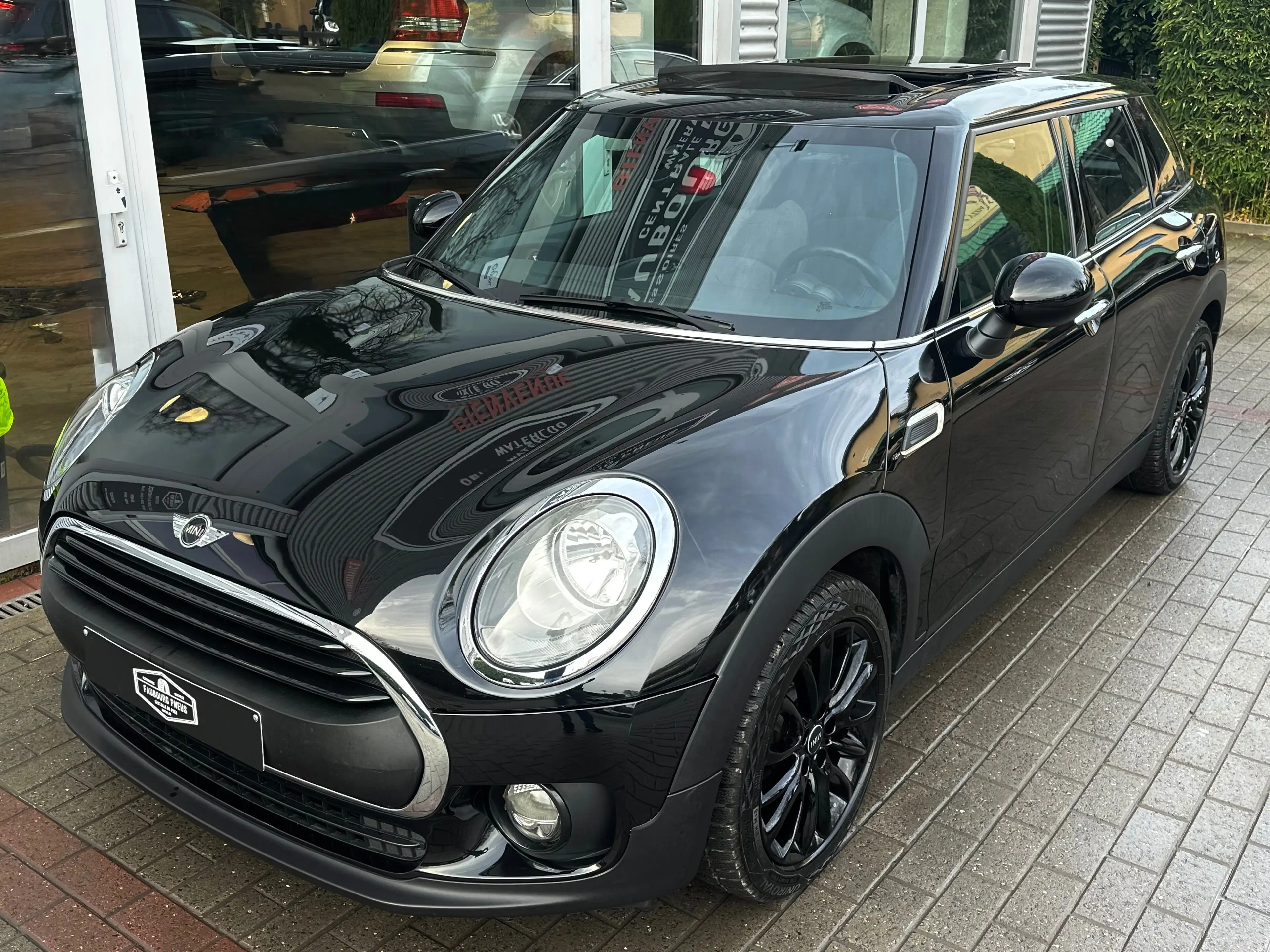 MINI One Clubman *1-PROP/1-OWNER*HISTORIQUE-MINI-100%*PANORAMIQUE* — photo 7
