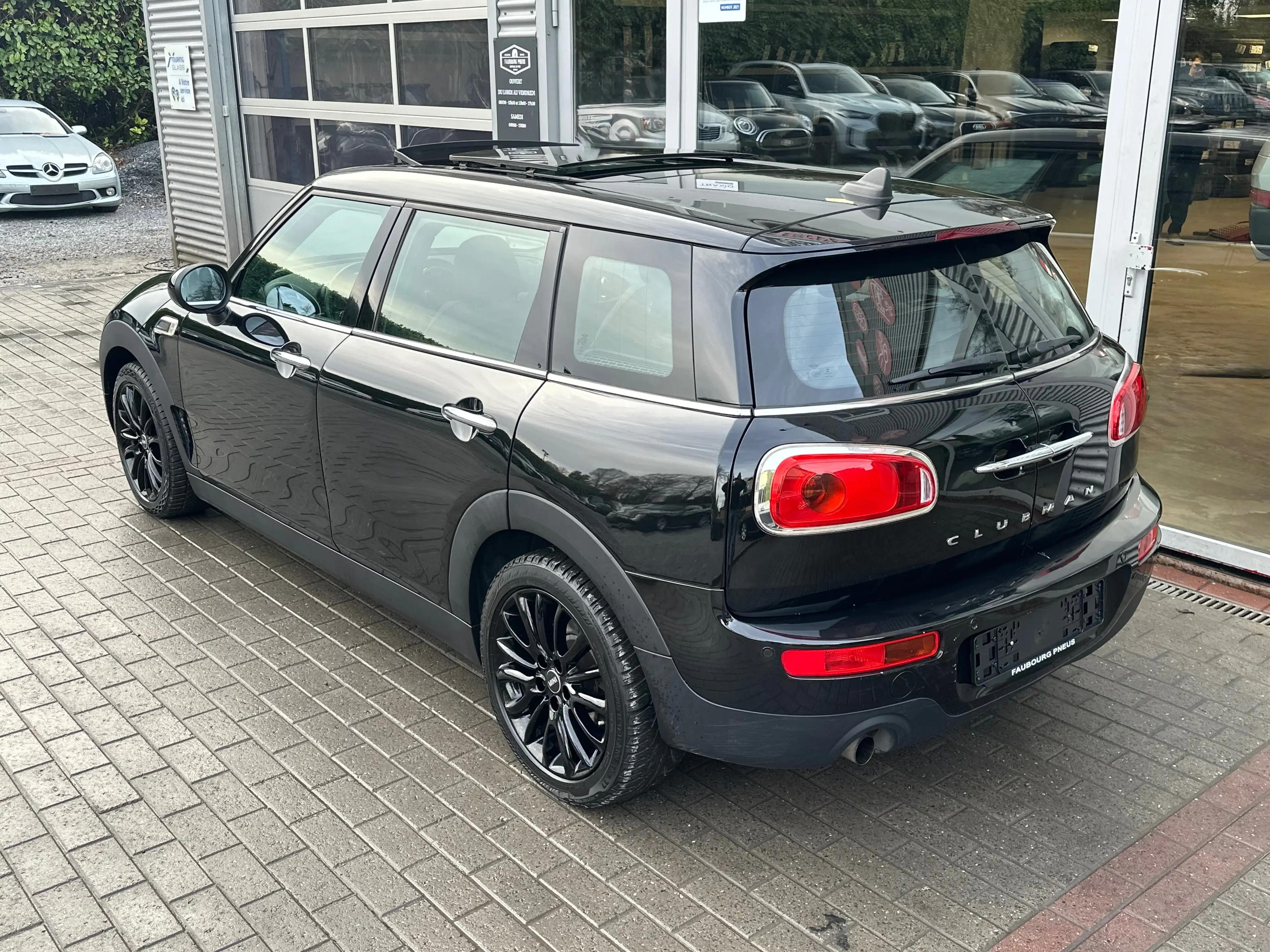 MINI One Clubman *1-PROP/1-OWNER*HISTORIQUE-MINI-100%*PANORAMIQUE* — photo 10