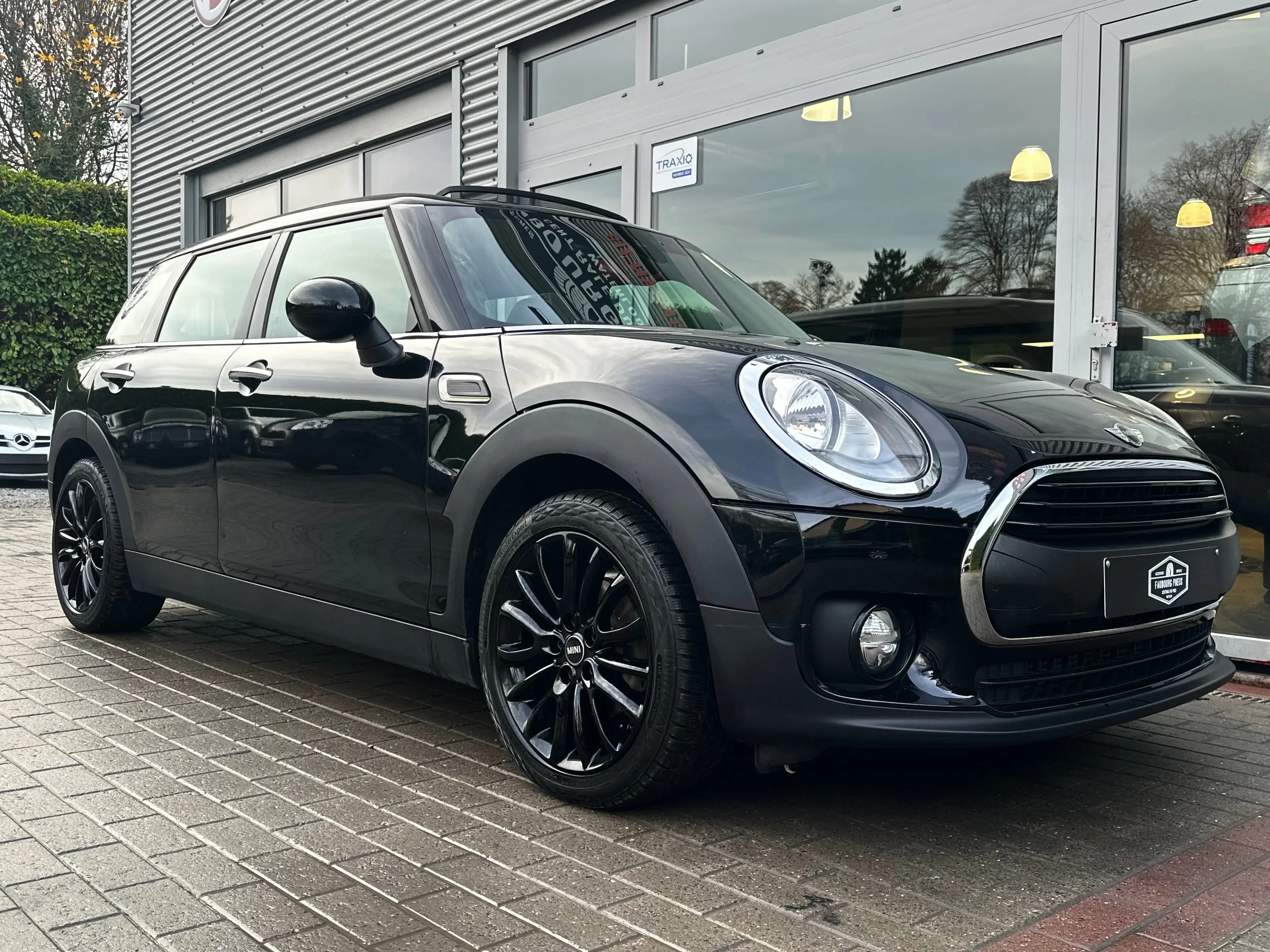 MINI One Clubman *1-PROP/1-OWNER*HISTORIQUE-MINI-100%*PANORAMIQUE* — photo 13
