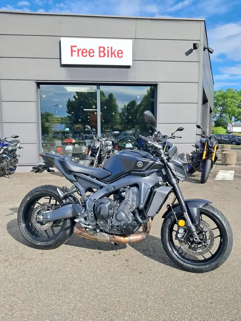 Yamaha MT-09 Negro - 2