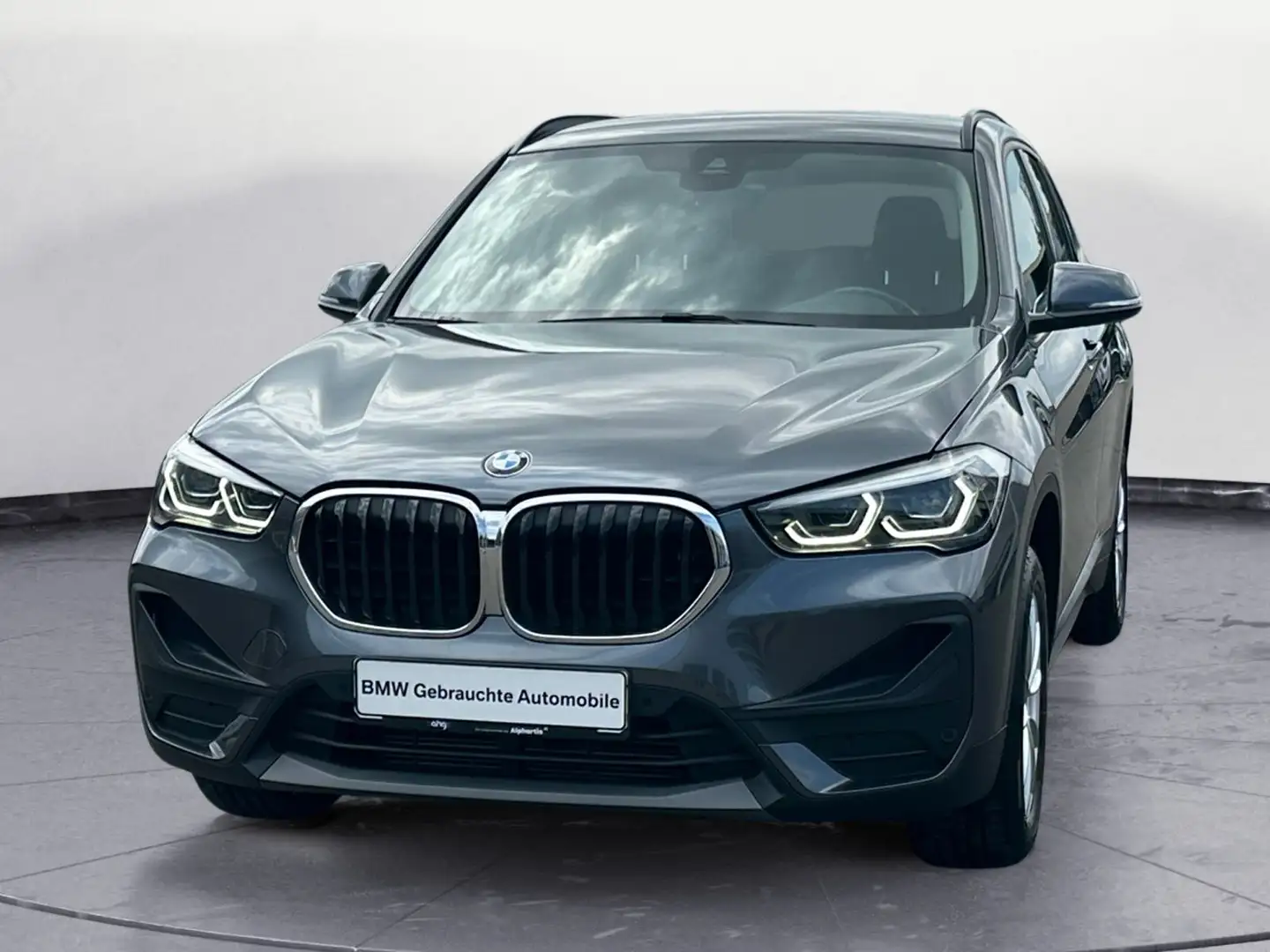 BMW X1 sDrive18i Advantage Klimaaut. AHK PDC LED Rüc Grau - 2