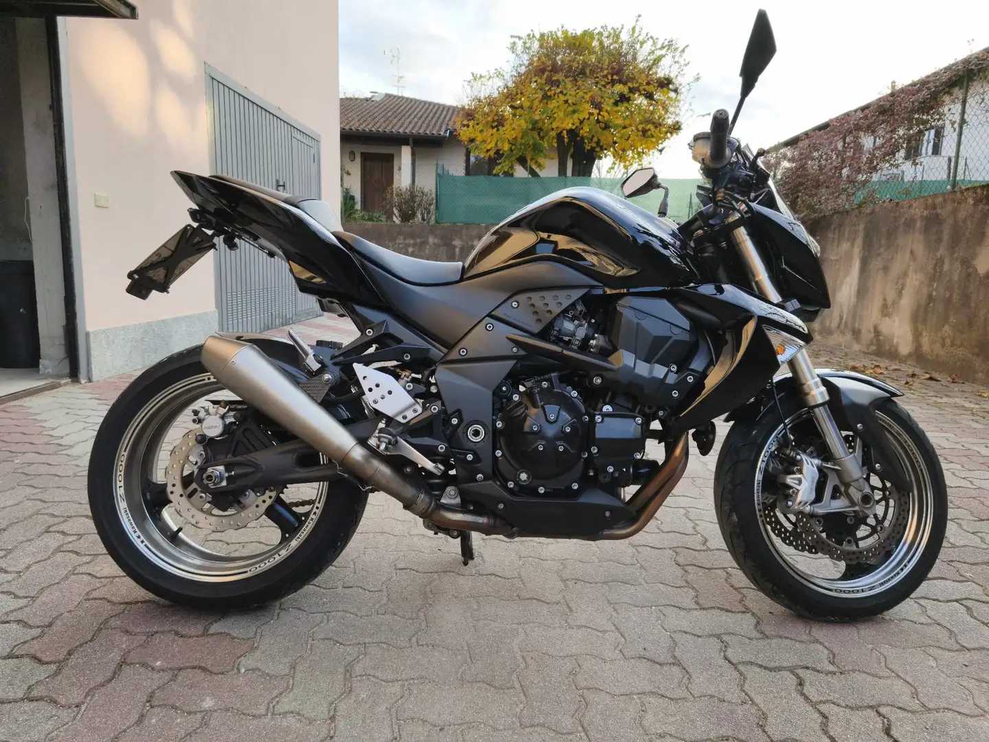 Kawasaki Z 1000 R Noir - 1