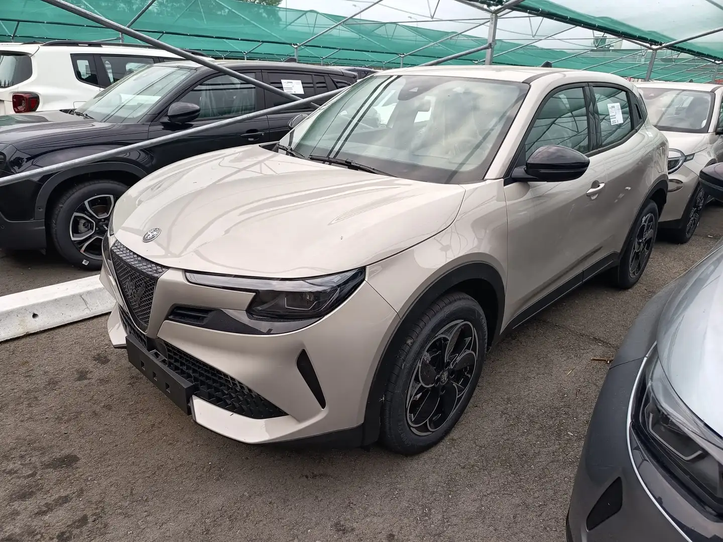 Alfa Romeo Junior Junior 1.2 ibrida 136cv edct6 PRONTA CONSEGNA Grigio - 2