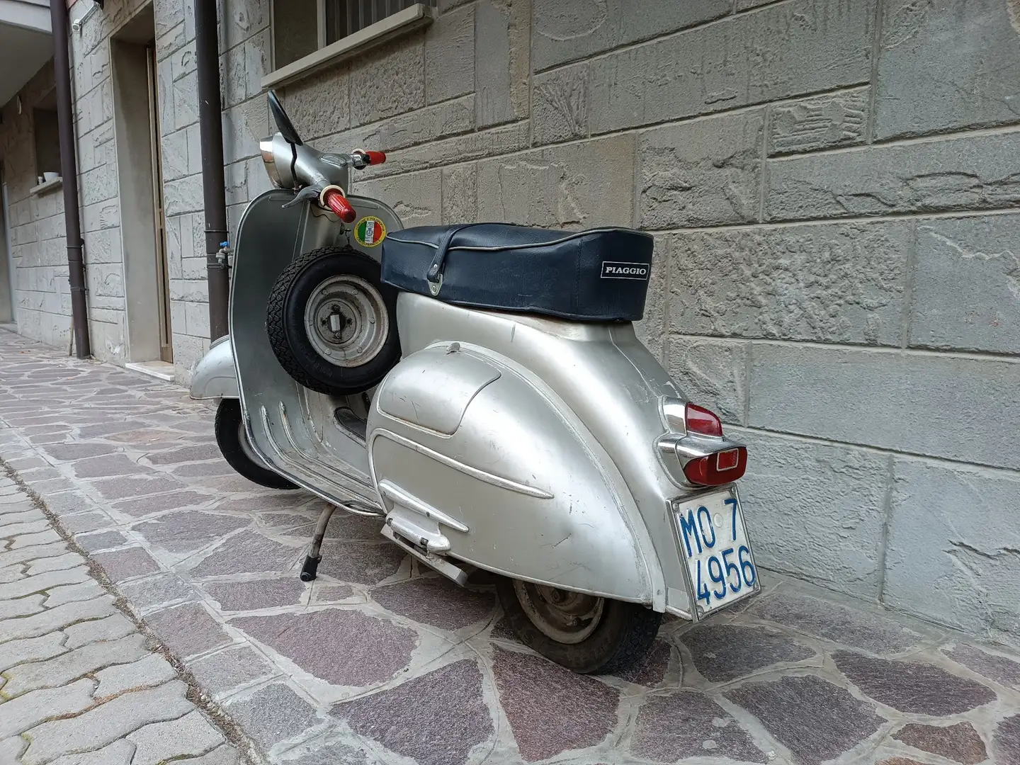 Vespa 125 VNB Gri - 2