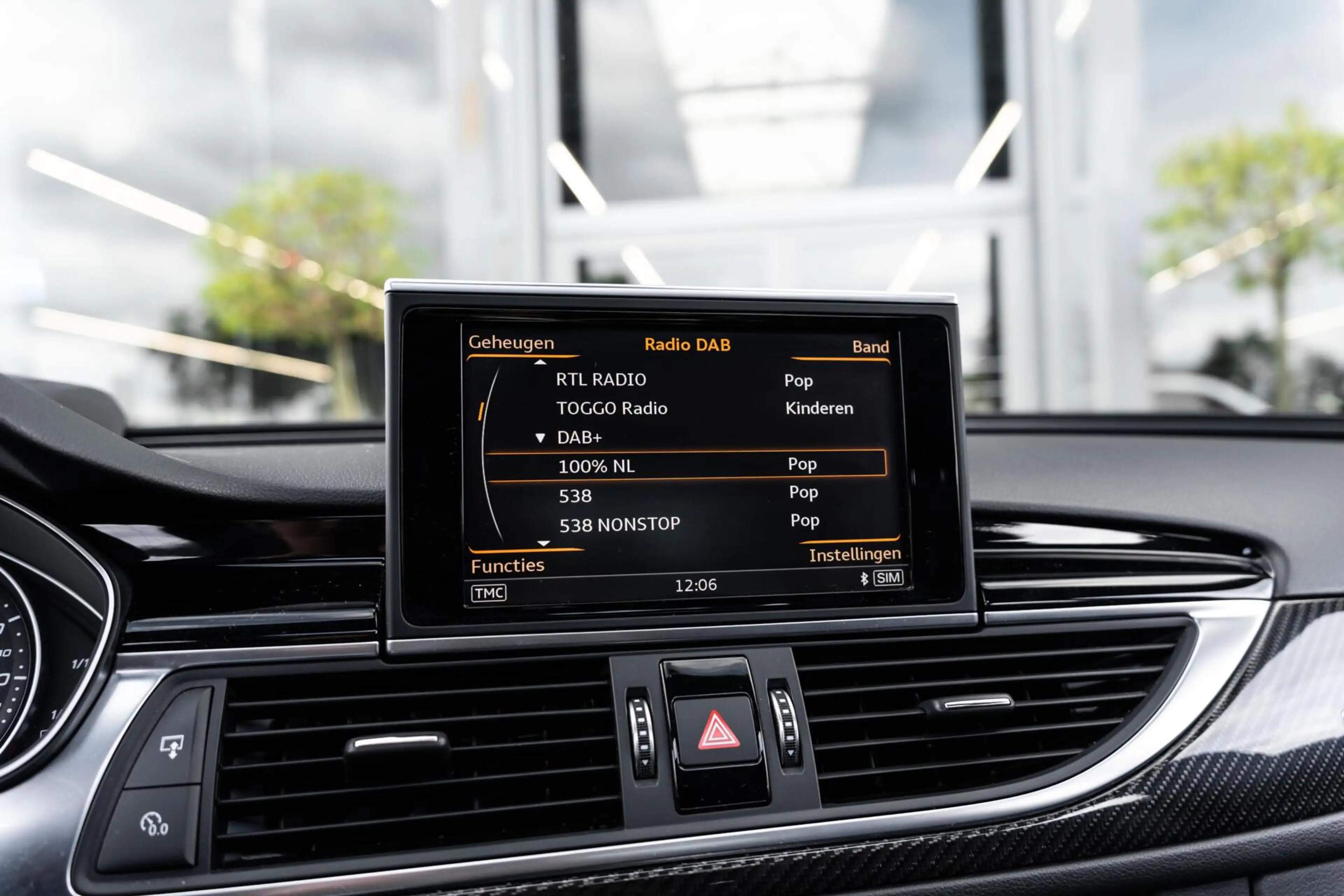 Audi RS6 Avant 4.0 TFSI RS 6 quattro — photo 42
