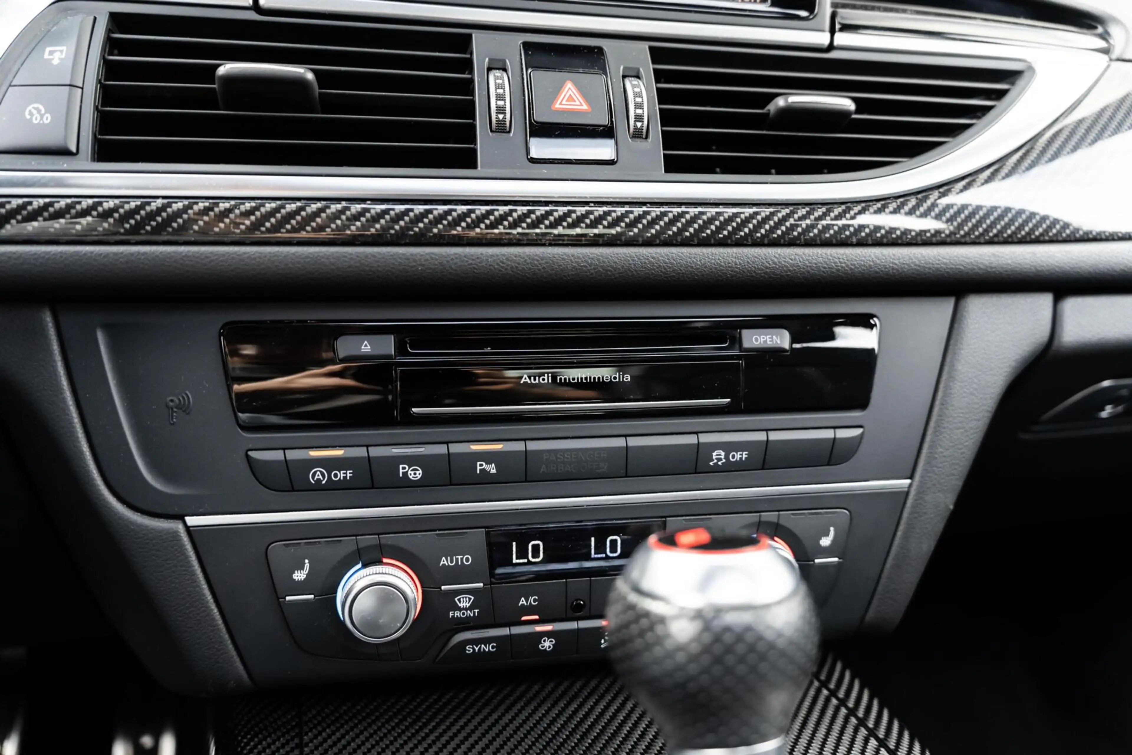 Audi RS6 Avant 4.0 TFSI RS 6 quattro — photo 44