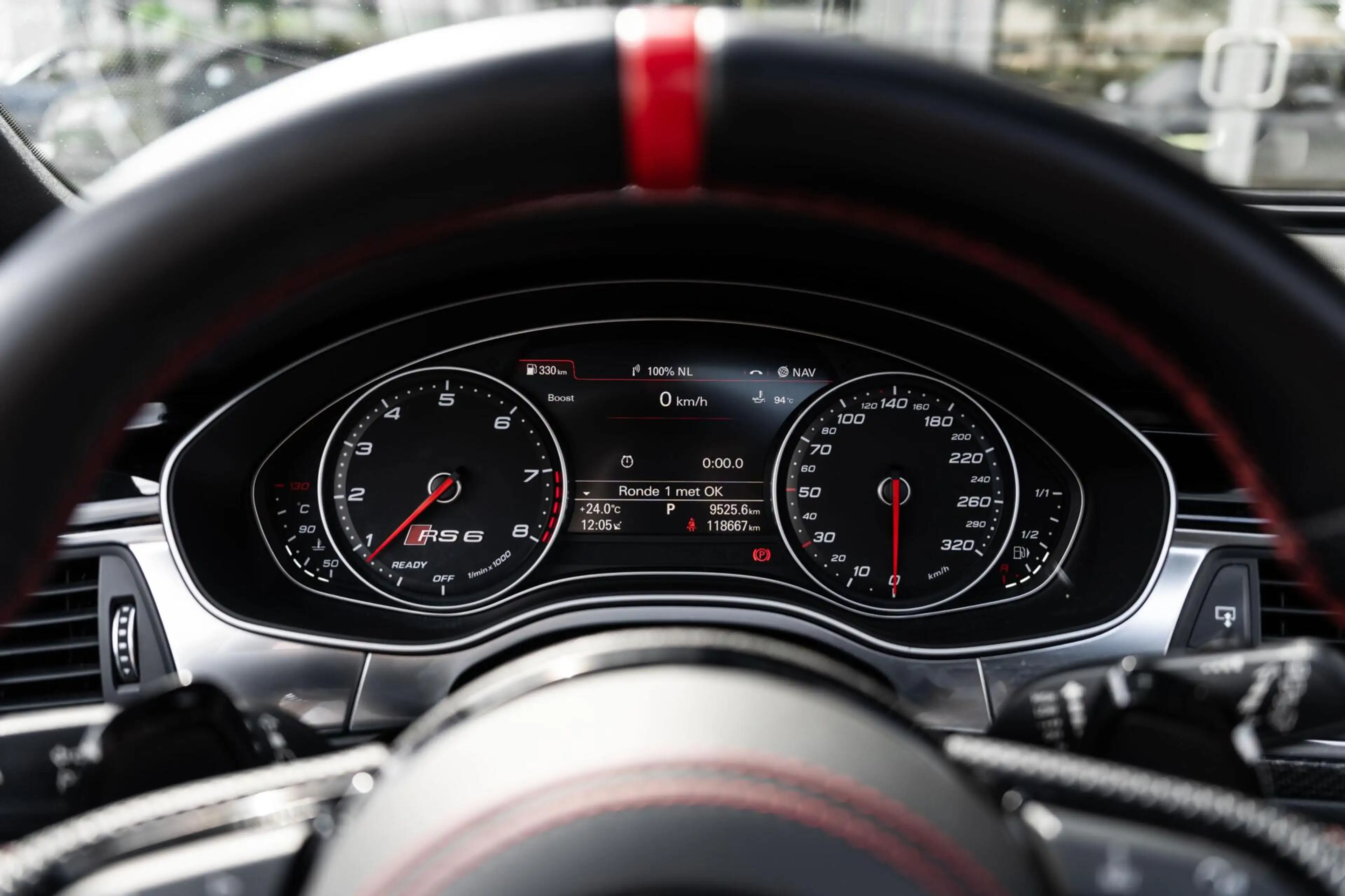 Audi RS6 Avant 4.0 TFSI RS 6 quattro — photo 16