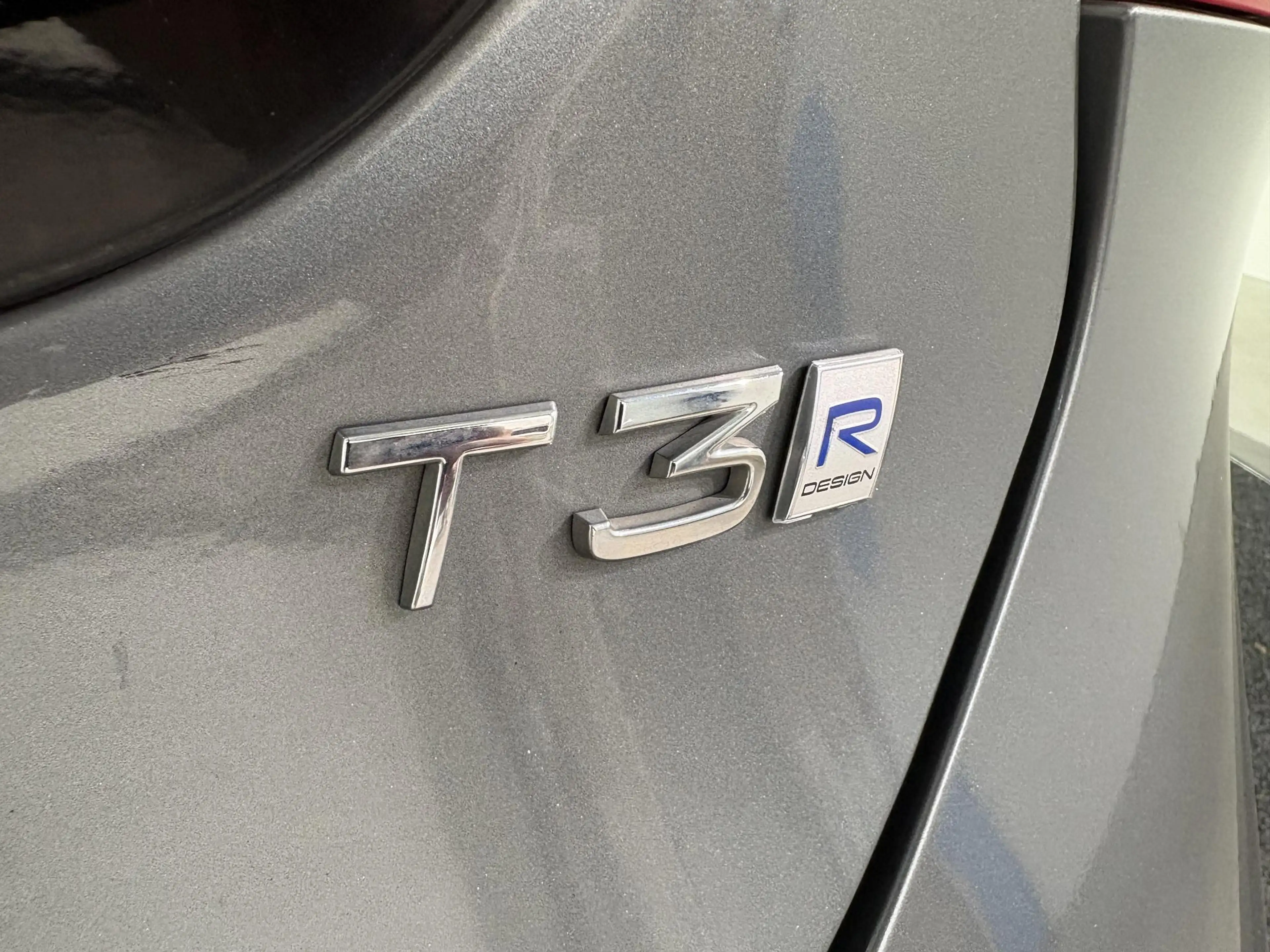 Volvo V40 1.5 T3 Polar+ Sport R-Design | TREKHAAK | PANO-DAK — photo 27