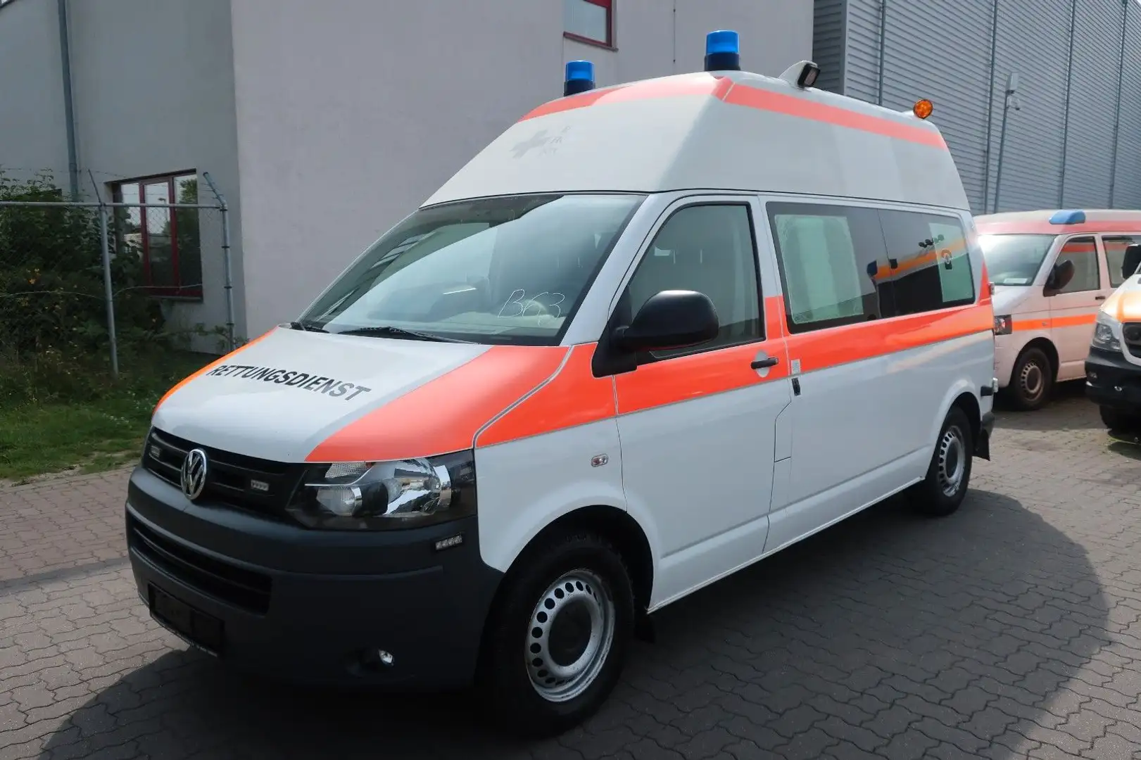 Volkswagen T5 Transporter Hochdach lang/KTW/Klima/AHK/PDC Blanco - 1