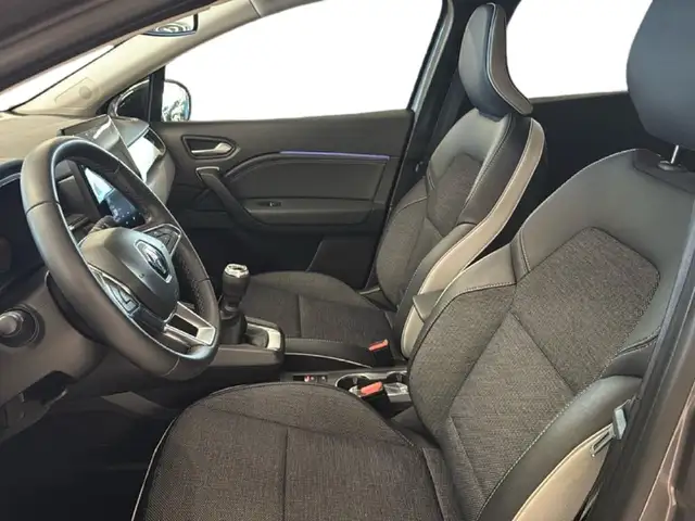 Renault Captur view 12