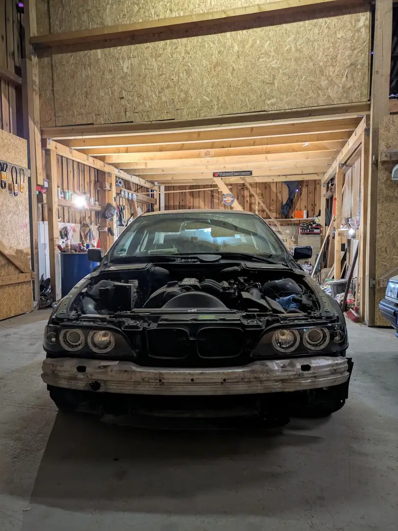 BMW 520 520i - 1
