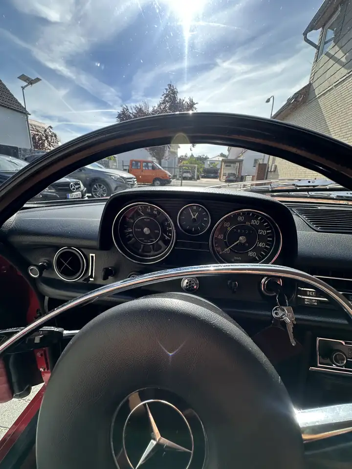 Mercedes-Benz 220 Strich 8, foto 12